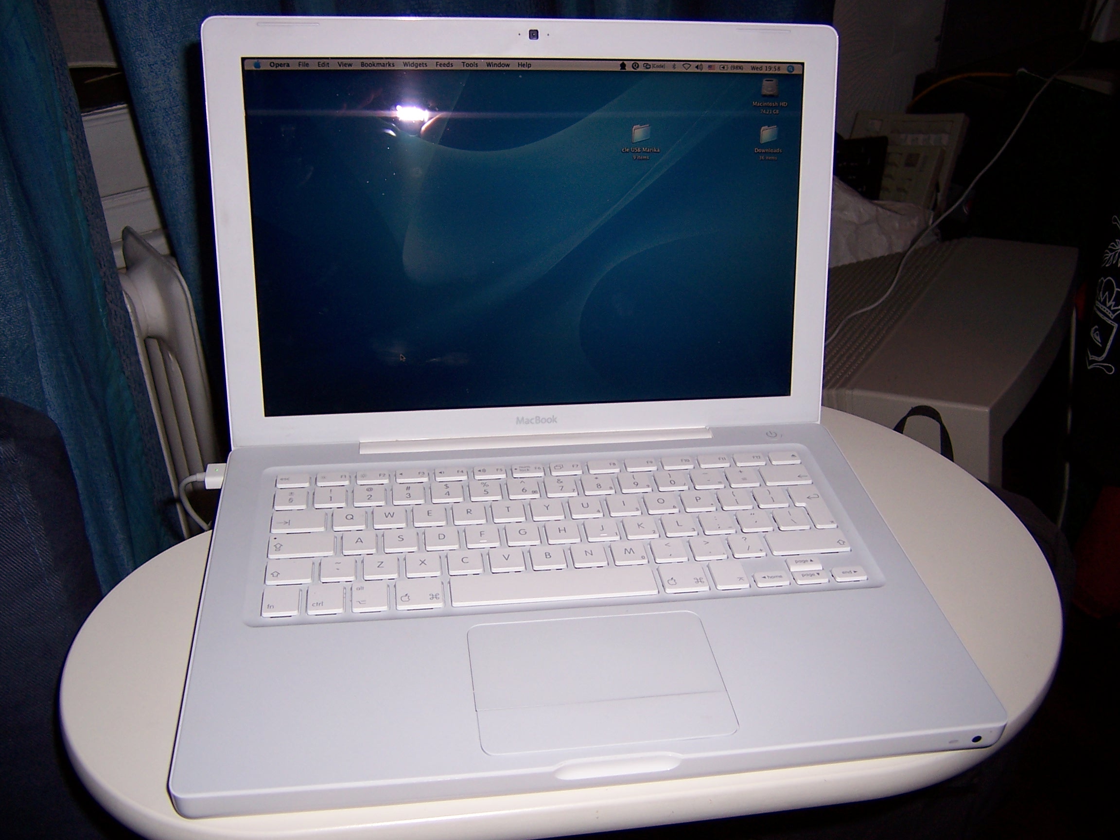 macbook 2003